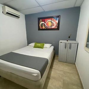 Hotel Puerto Vigia Inn